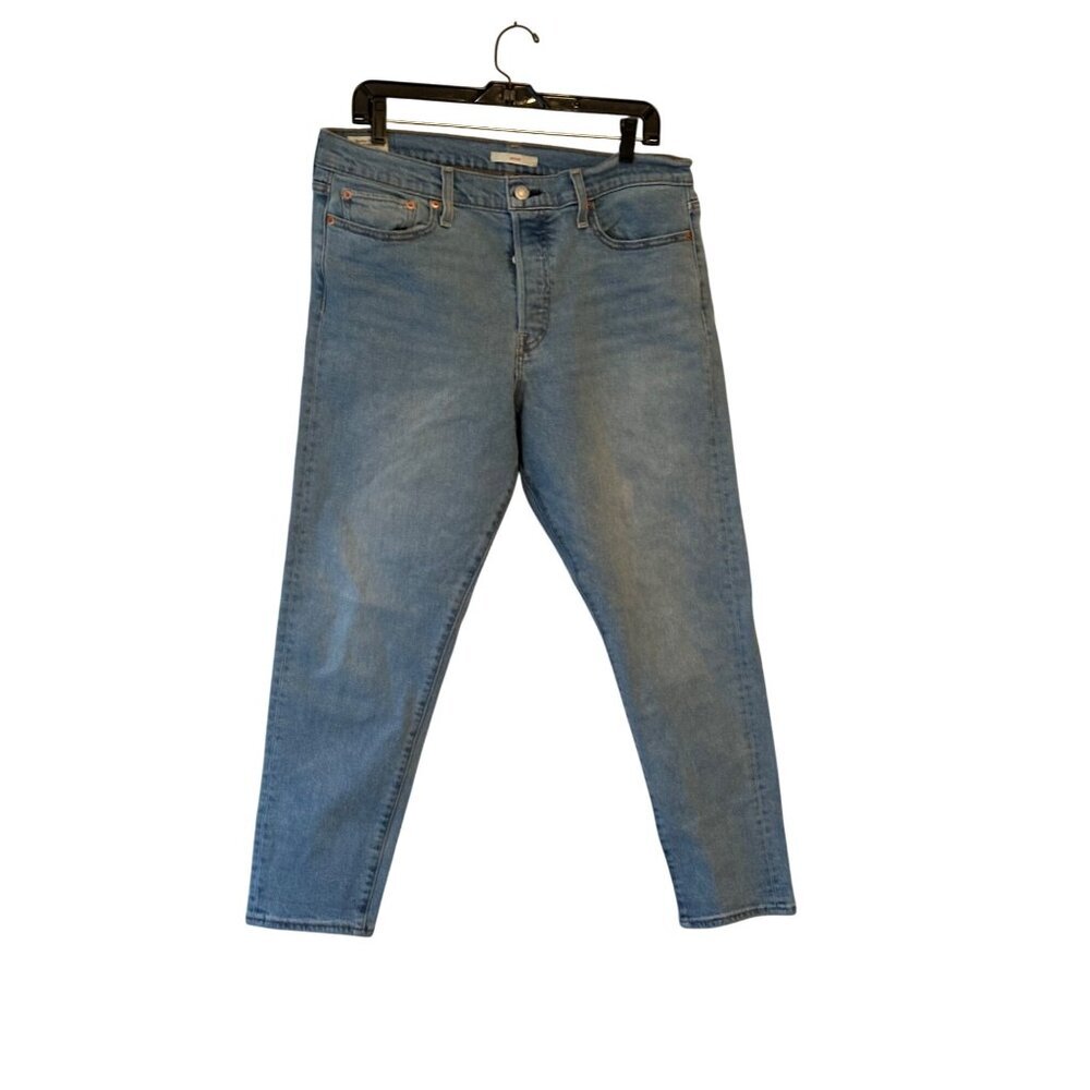 Levis Wedgie Fit Womens High-Rise Straight Leg Jeans Size 32 Light Blue Denim